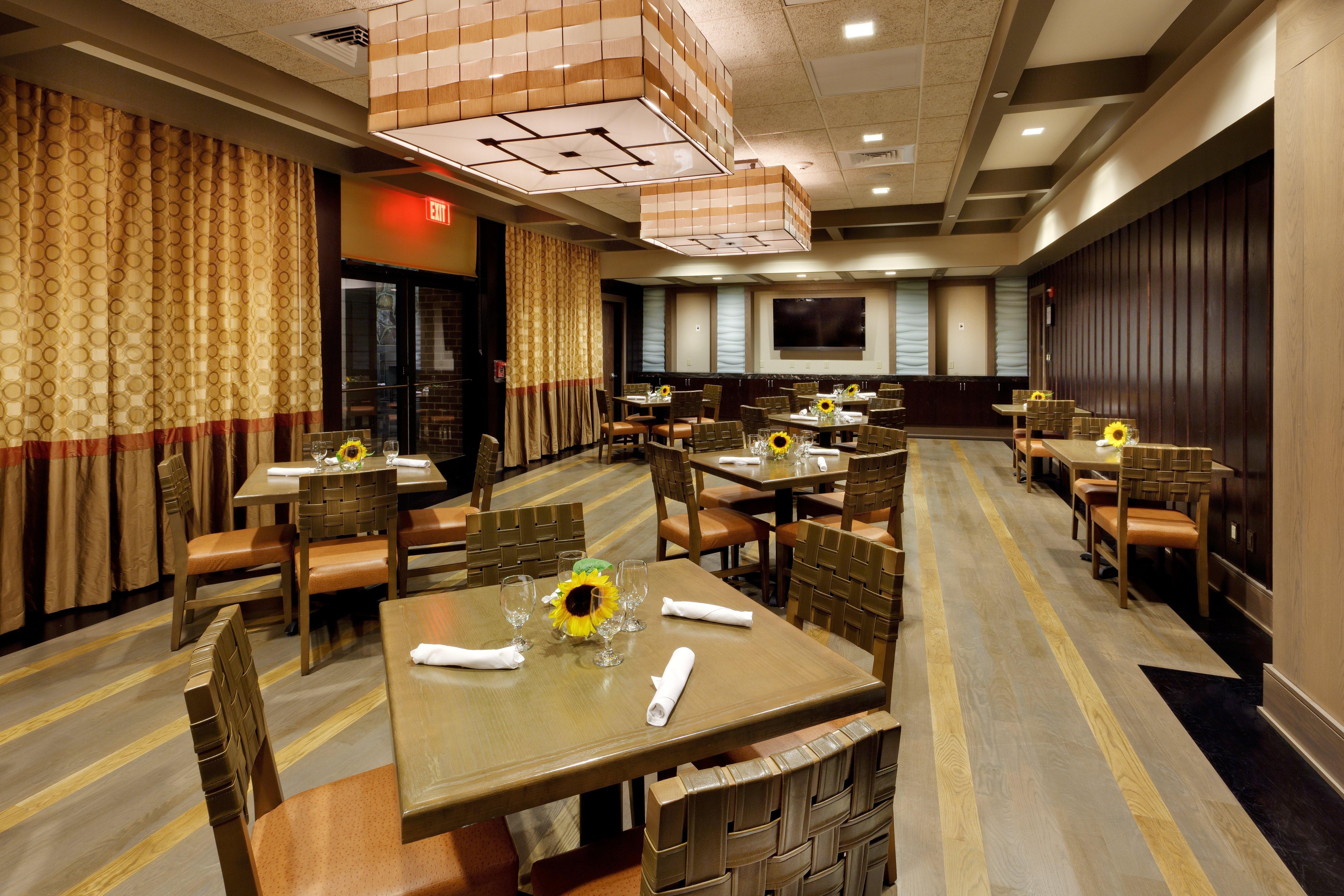Hotel Indigo East End By Ihg Riverhead Εστιατόριο φωτογραφία